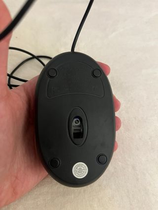 Ratón con cable USB negro nuevo