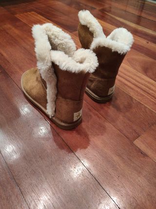Botas niña peluche