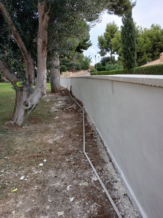 REFORMAS; MUROS DE CONTENCION