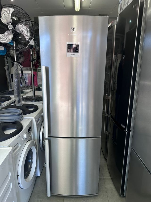 Nevera Combi Electrolux con garantía transporte 