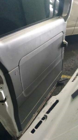 PUERTA LATERAL CORREDERA IZQUIERDA MERCEDES VITO