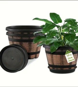 3 vasi in plastica marrone/neri a forma di botte