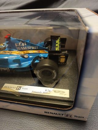 Renault R26 Fernando Alonso 1/18 Hot Wheels
