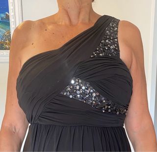 Vestido fiesta pedrería y drapeado