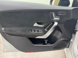 Mercedes-Benz Clase A 220 AMG LINE NIGHT