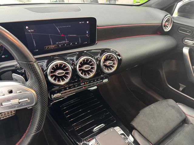 Mercedes-Benz Clase A 220 AMG LINE NIGHT