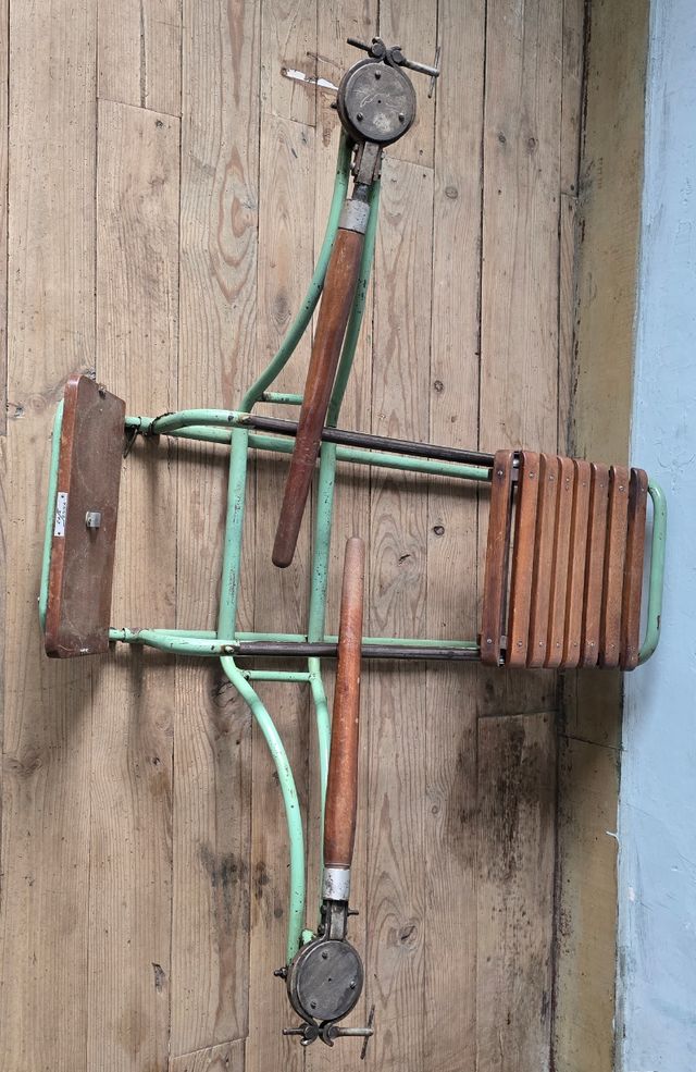 Máquina de Remo Musculação Vintage