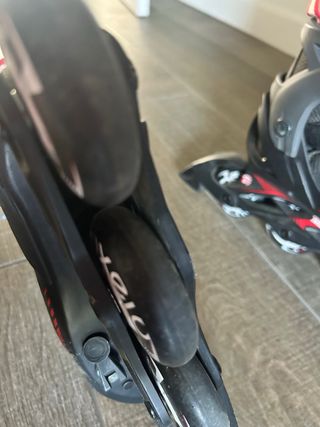 Patines en línea Oxelo Talla 32-35
con etiquetas