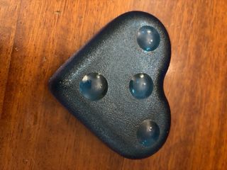 Svuota tasche a forma di cuore in vetro blu