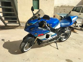 Suzuki GSX-R 750 20th Aniversario – ÚNICA firmada