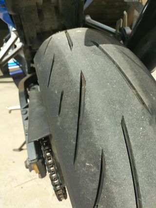 Suzuki GSX-R 750 20th Aniversario – ÚNICA firmada