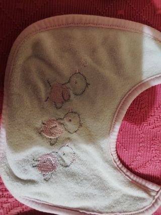 Bavaglini bimbo/a con disegni animali