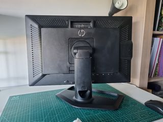 Monitor 21 pulgadas LED FHD ZR2240W
