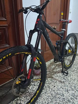 OPORTUNIDAD! Cube stereo RR160 XT tope de gama