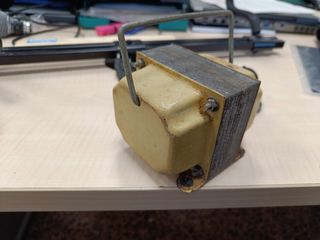 Transformador 125V a 220V