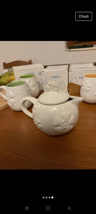 Set 4 Tazze + Teiera Mulino Bianco