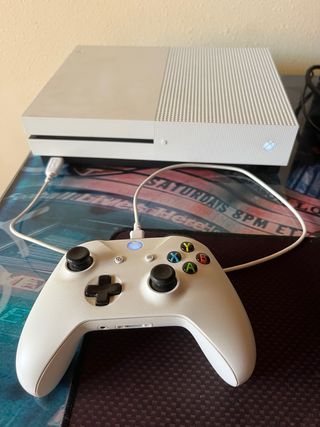 Xbox One S + 10 Juegos