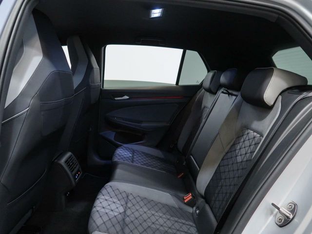 Volkswagen Golf R-LINE 2.0 TDI 150CV DSG