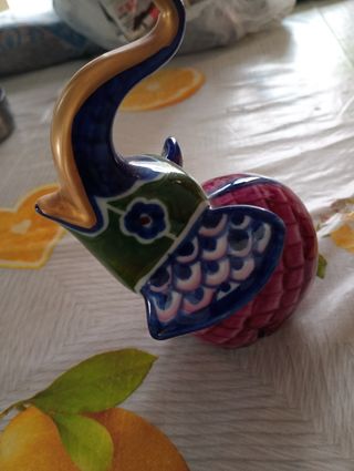 Elefante decorativo colorato