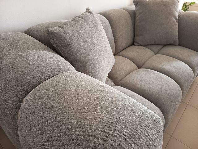 Sofá SIN ESTRENAR dos plazas