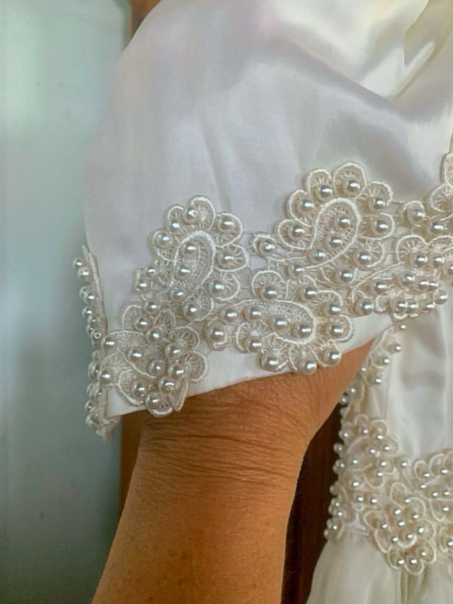 Abito da sposa con perle