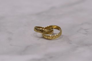 COLGANTE ALIANZAS ENTRELAZADAS, ORO 18K/0.6g