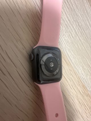 Apple Watch Series 4 Rosa - Batería con fallos