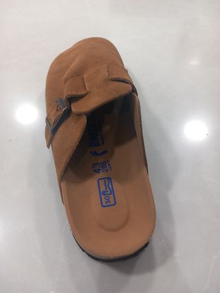 Sandalias suecas Birkenstocks marrones