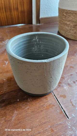 Maceta de piedra 19 cm diámetro