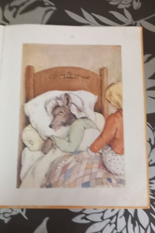 Cuento caperucita roja años 80