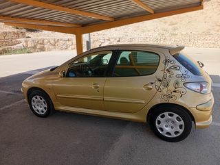 Peugeot 206 2003
