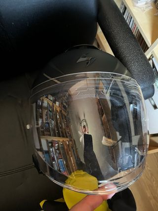 Casco Scorpion fibra de vidrio