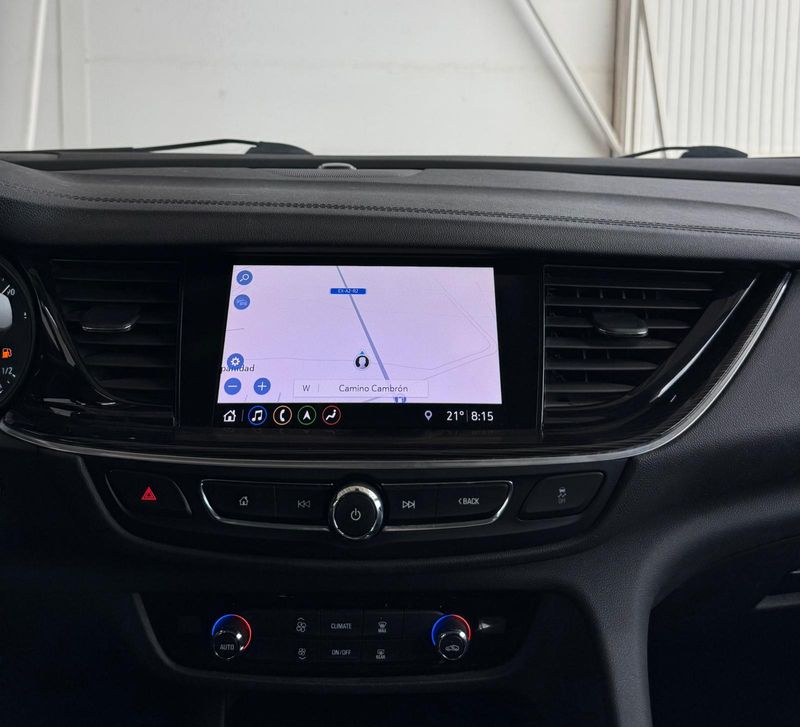 Opel Insignia 2020, foto 15