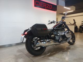 BMW R 18 First Edition