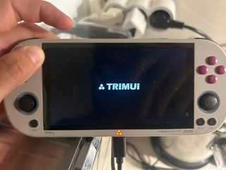 Trimui Smart Pro Gris/Blanco