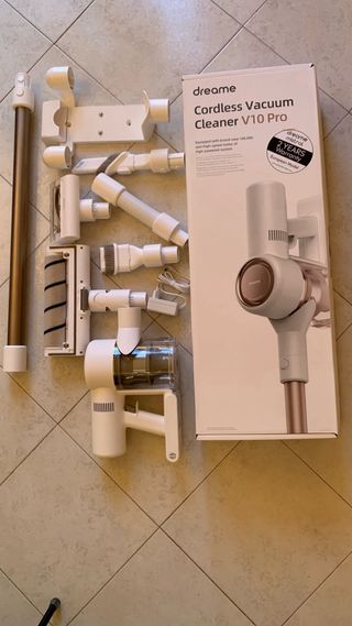 Aspirapolvere Dreame V10 Pro
NUOVO