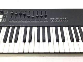 piano launchkey 61