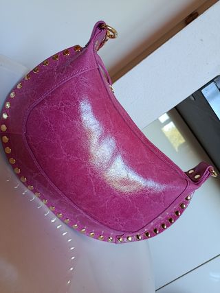 Borsa pelle rosa con borchie oro