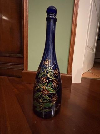 bottiglia in vetro con tappo dipinta a mano