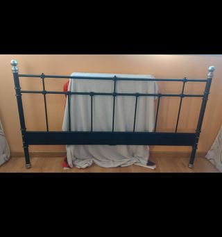 Forja Cama Hierro 150cm Negra y Plateada