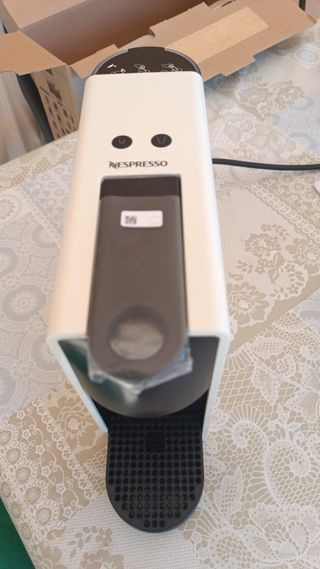 Cafetera Nespresso Essenza Mini Blanca