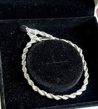 Pulsera plata estilo cadena