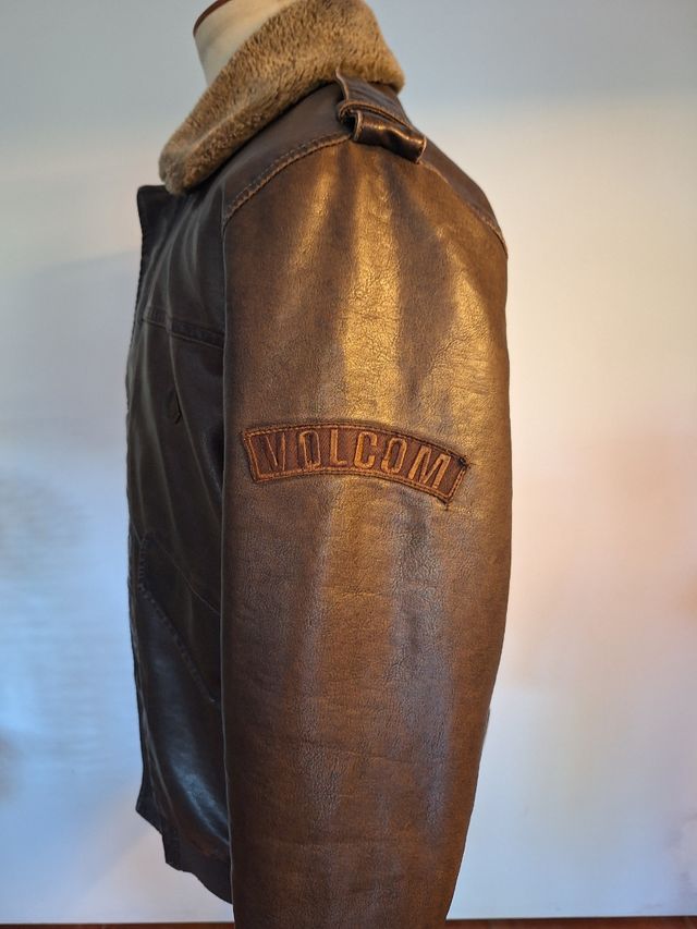 Cazadora Bomber Volcom Marrón