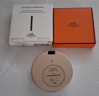 Hermes Poudre d'Orfèvre Or Permabrass Highlighter de segunda mano