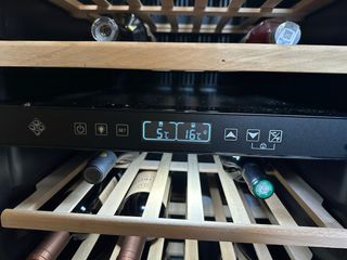 Vinoteca La Sommelière ECS81-2Z - 75 botellas