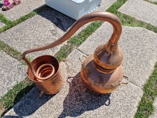 Alambique de cobre artesanal