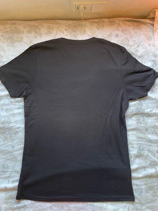 Camiseta Guess Negra