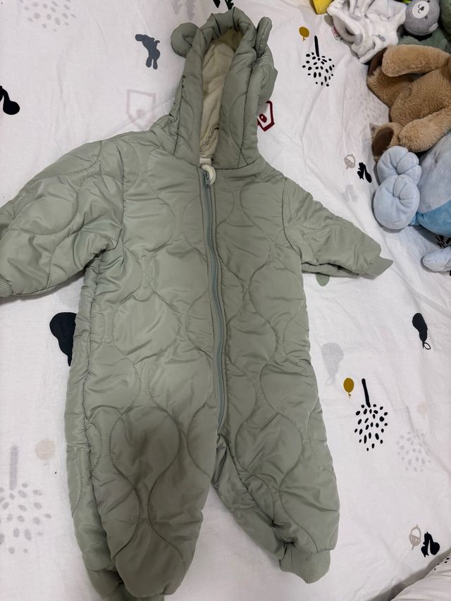 Chaquetón bebé 9-12 meses