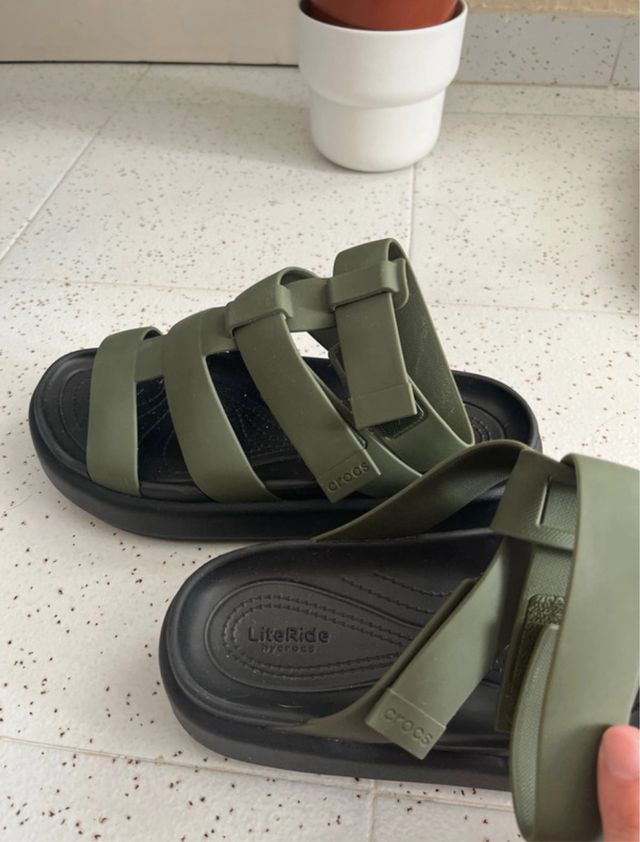 Crocs Brooklyn Gladiator Talla 40 Verde Oliva