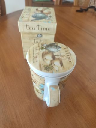 Taza de té de porcelana italiana con caja